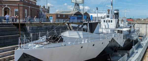 HMS M33