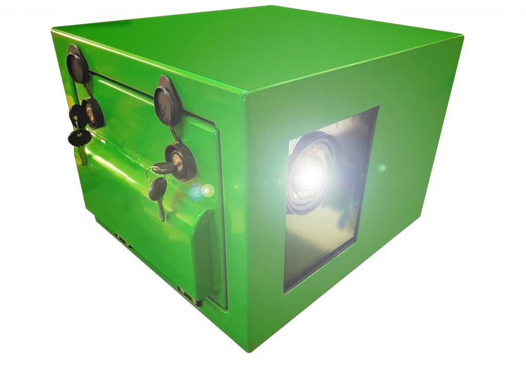 Outdoor Golf Simulators | Vizbox Enclosures Limited